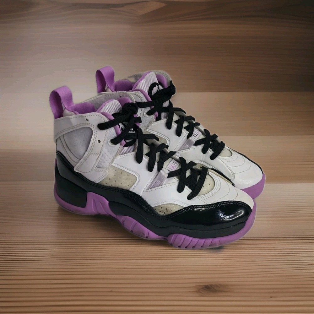 Nike Air Jordan Jumpman Two Trey GS Barely Grape White Black DQ8431-105 Size 7Y